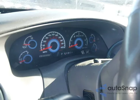 2000 Ford F-150 Lariat/Xl/Xlt from USA, damaged, VIN 2FTRX08L4YCA22055